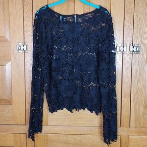 Mascara jet black sheer floral lace long sleeve top
